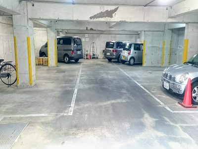地下駐車場2